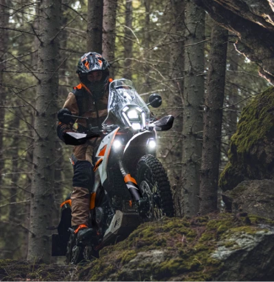 2025 KTM 390 Adventure S & 390 Enduro R Unveiled at IBW Goa: A new era of lightweight adventure begins