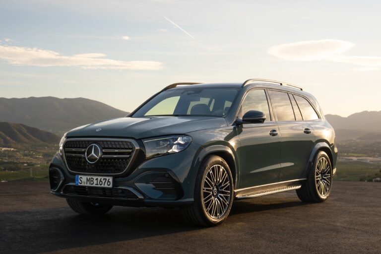 Mercedes-Benz GLS facelift 2026 unveiled with upgraded tech, power and luxury features