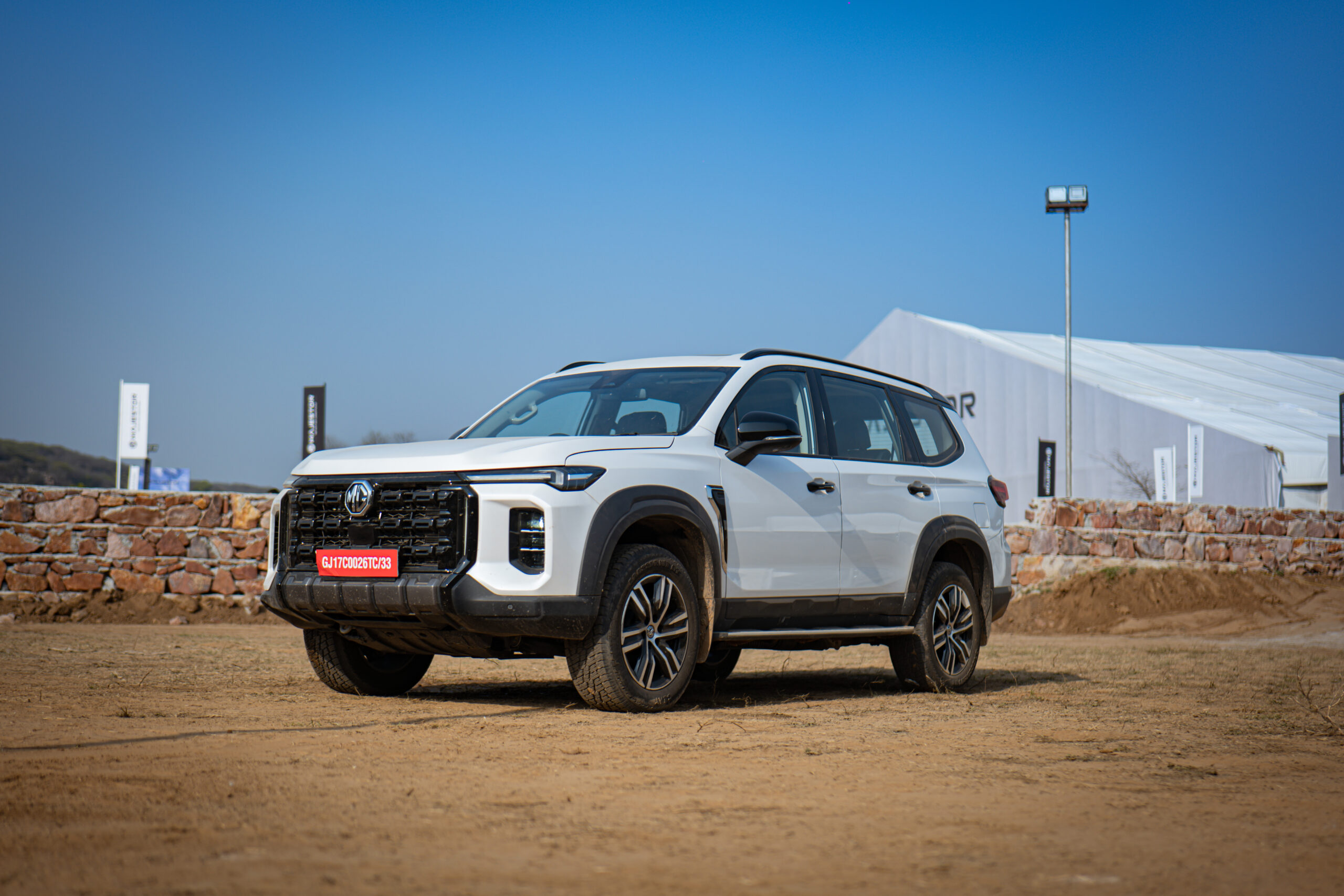 MG MAJESTOR launched in India at ₹40.99 lakh; gets triple differential locks, level 2 ADAS & 4×4 capability