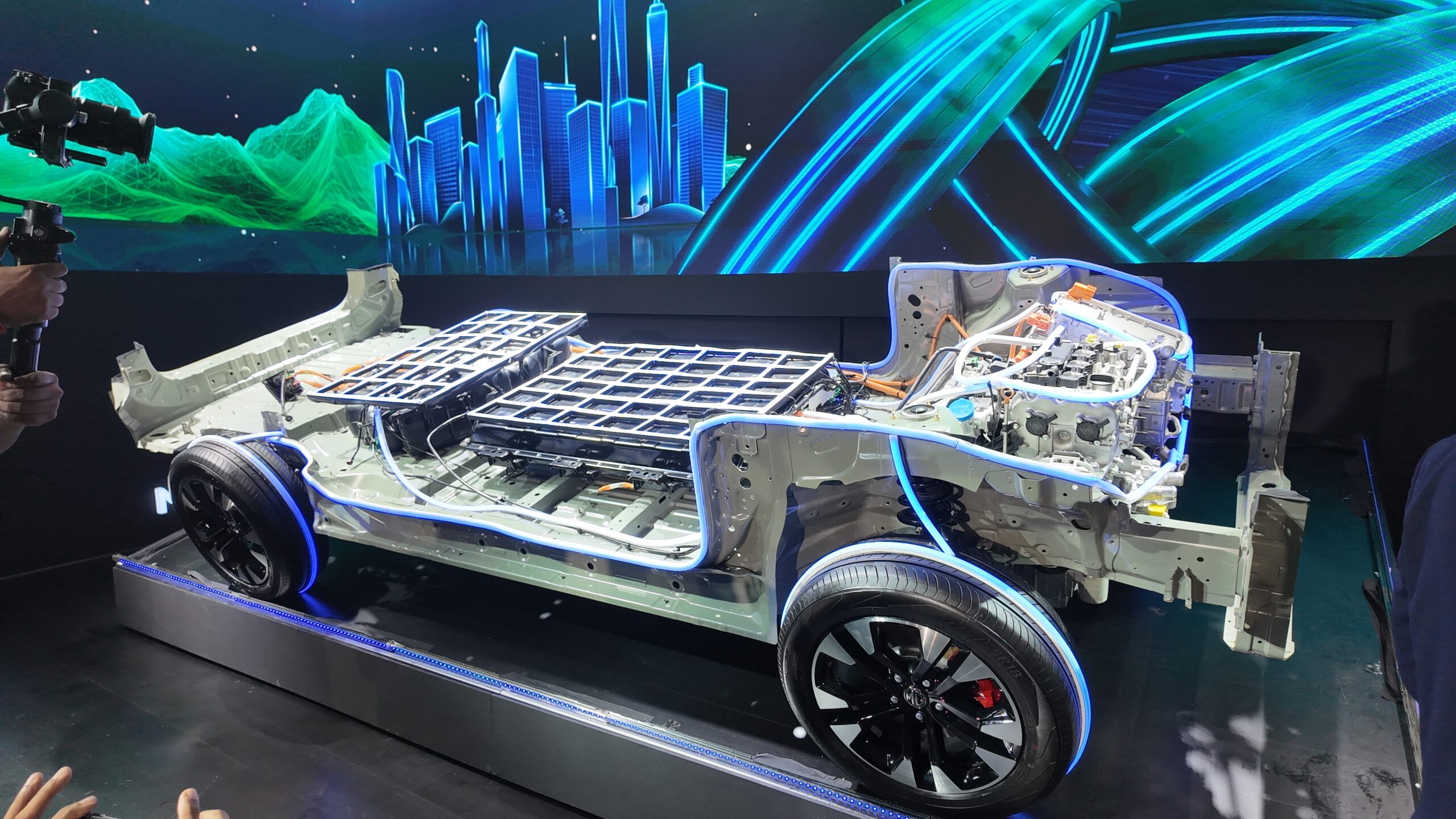 MG ADAPT platform revealed for future EV and hybrid vehicles