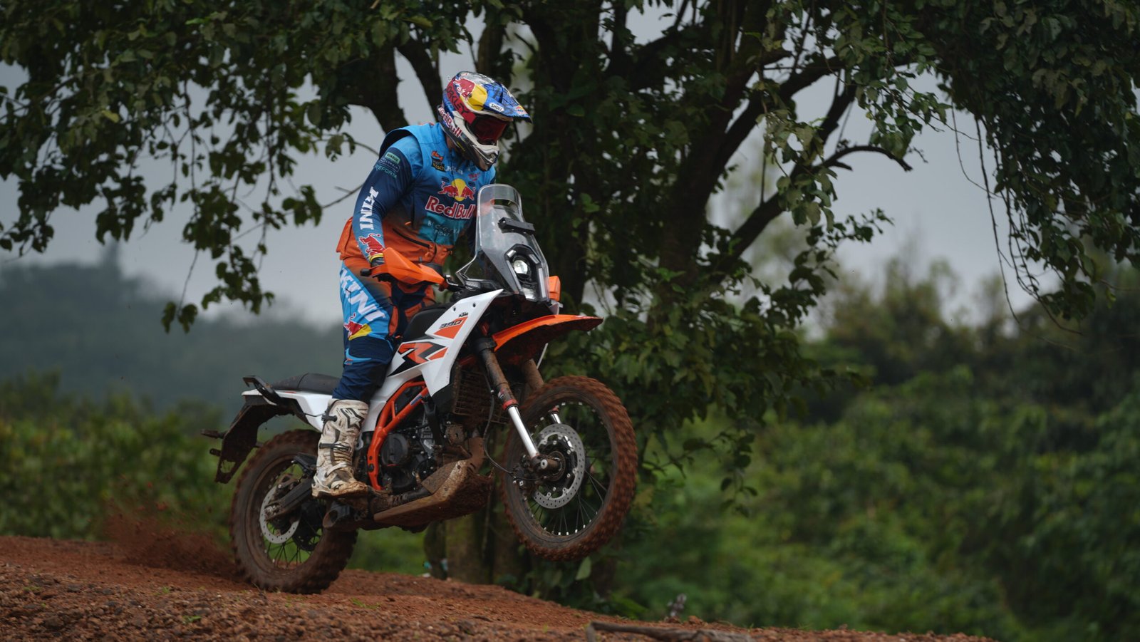 Raid De Orange: KTM Adventure Rally Extreme with the Dakar Champion Matthias Walkner