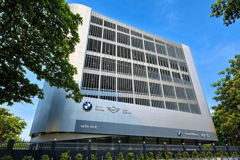 BMW opens India’s largest BMW service workshop in Mumbai, spanning 1.15 lakh sq. ft.